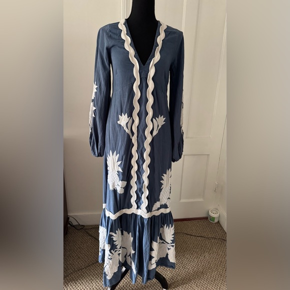 FARM Rio Blue and White Long Sleeve Dress - Picture 4 of 7
